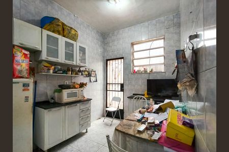 Casa à venda com 340m², 4 quartos e 1 vaga Casa à venda com 340m², 4 quartos e 1 vagaCozinha
