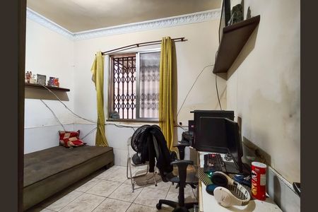 Casa à venda com 340m², 4 quartos e 1 vaga Casa à venda com 340m², 4 quartos e 1 vagaQuarto 3
