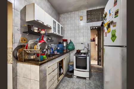 Casa à venda com 340m², 4 quartos e 1 vaga Casa à venda com 340m², 4 quartos e 1 vagaCozinha