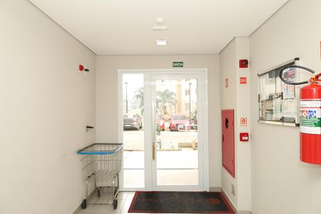 Apartamento para alugar com 32m², 2 quartos e sem vagaÁrea comum - Saguão do prédio