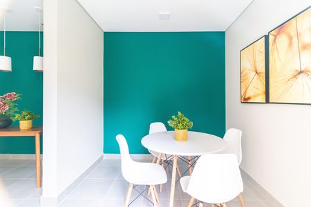 Apartamento para alugar com 32m², 2 quartos e sem vaga Apartamento para alugar com 32m², 2 quartos e sem vagaÁrea comum - Salão de festas