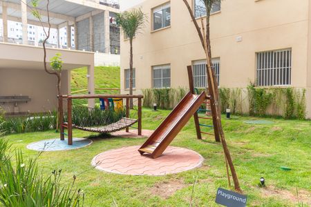 Apartamento para alugar com 32m², 2 quartos e sem vaga Apartamento para alugar com 32m², 2 quartos e sem vagaÁrea comum - Playground