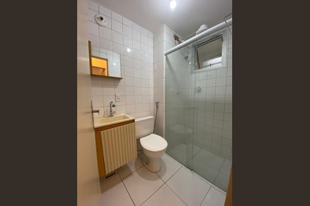 Apartamento à venda com 45m², 2 quartos e 1 vaga Apartamento à venda com 45m², 2 quartos e 1 vagaBanheiro