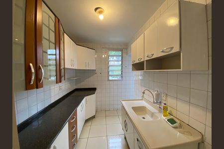 Apartamento à venda com 45m², 2 quartos e 1 vaga Apartamento à venda com 45m², 2 quartos e 1 vagaCozinha