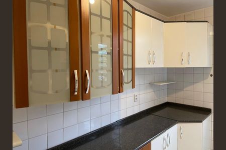 Apartamento à venda com 45m², 2 quartos e 1 vaga Apartamento à venda com 45m², 2 quartos e 1 vagaCozinha