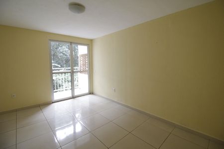 Sala de apartamento à venda com 3 quartos, 60m² em Jacarepaguá, Rio de Janeiro