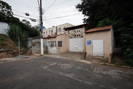 Apartamento para alugar com 45m², 2 quartos e 1 vaga Apartamento para alugar com 45m², 2 quartos e 1 vagaFachada / Placa