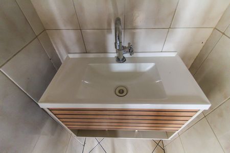 Apartamento para alugar com 49m², 3 quartos e 1 vaga Apartamento para alugar com 49m², 3 quartos e 1 vagaBanheiro