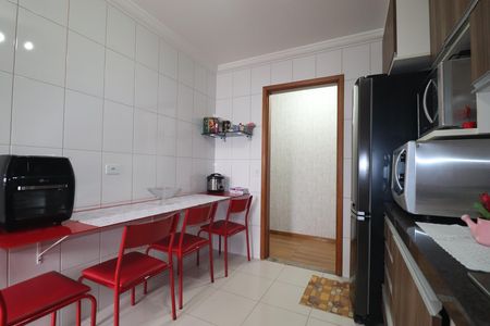 Apartamento à venda com 92m², 3 quartos e 2 vagasCozinha