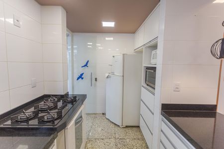 Apartamento para alugar com 172m², 2 quartos e 2 vagasCozinha