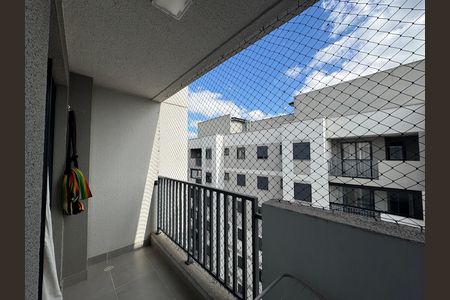 Apartamento à venda com 48m², 2 quartos e 1 vaga Apartamento à venda com 48m², 2 quartos e 1 vagaSacada