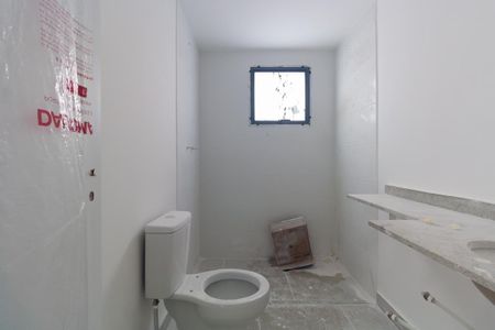 Apartamento à venda com 89m², 2 quartos e 2 vagas Apartamento à venda com 89m², 2 quartos e 2 vagasBanheiro da Suíte
