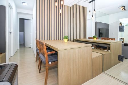 Apartamento à venda com 82m², 2 quartos e 1 vaga Apartamento à venda com 82m², 2 quartos e 1 vagaSala
