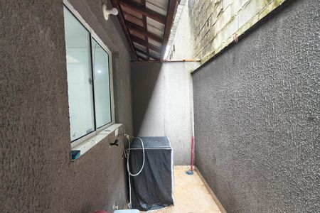 Casa de condomínio para alugar com 61m², 2 quartos e 1 vagaÁrea de Serviço