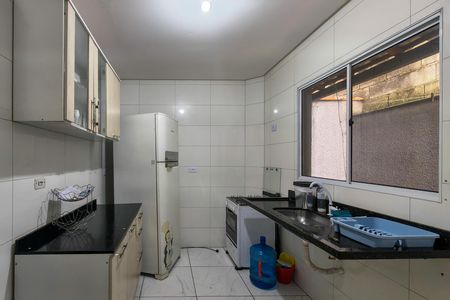 Casa de condomínio para alugar com 61m², 2 quartos e 1 vagaCozinha 