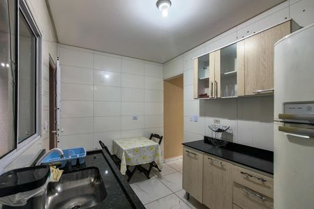 Casa de condomínio para alugar com 61m², 2 quartos e 1 vagaCozinha 