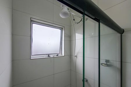 Casa de condomínio para alugar com 61m², 2 quartos e 1 vagaBanheiro 