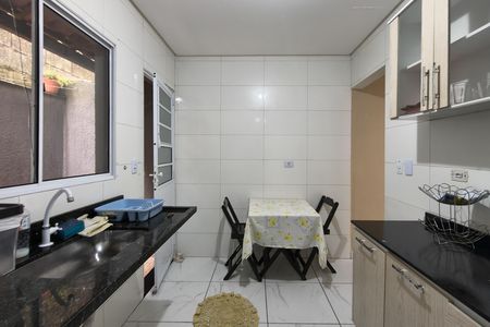Casa de condomínio para alugar com 61m², 2 quartos e 1 vagaCozinha 