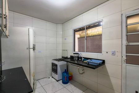 Casa de condomínio para alugar com 61m², 2 quartos e 1 vagaCozinha 