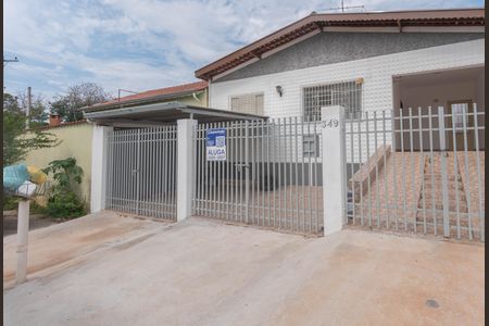 Casa para alugar com 130m², 3 quartos e 3 vagasPlaquinha