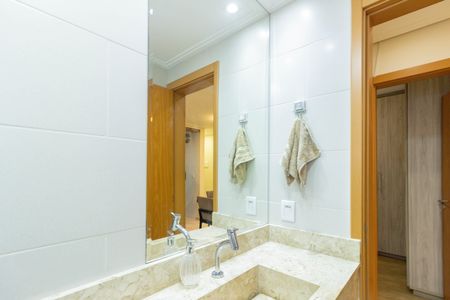 Apartamento à venda com 58m², 2 quartos e 1 vaga Apartamento à venda com 58m², 2 quartos e 1 vagaBanheiro Quarto 1