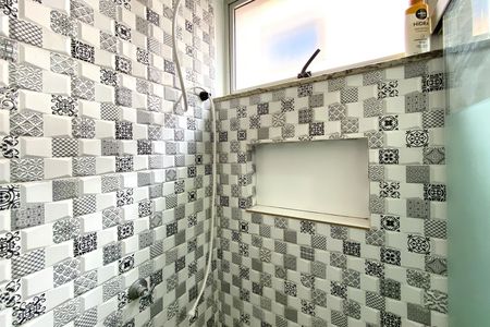 Apartamento à venda com 66m², 2 quartos e 1 vaga Apartamento à venda com 66m², 2 quartos e 1 vagaBanheiro