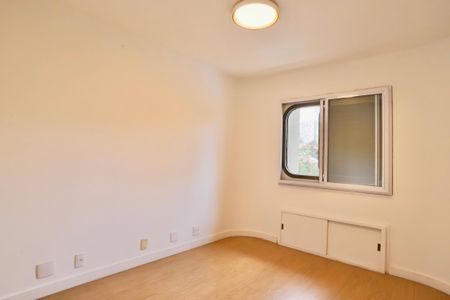 Apartamento para alugar com 165m², 3 quartos e 2 vagas Apartamento para alugar com 165m², 3 quartos e 2 vagasQuarto 2