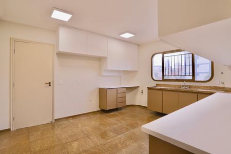 Apartamento para alugar com 165m², 3 quartos e 2 vagas Apartamento para alugar com 165m², 3 quartos e 2 vagasCozinha