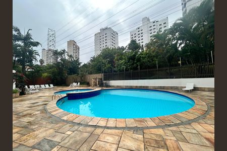 Apartamento para alugar com 165m², 3 quartos e 2 vagas Apartamento para alugar com 165m², 3 quartos e 2 vagasPiscina