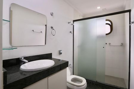 Apartamento para alugar com 165m², 3 quartos e 2 vagas Apartamento para alugar com 165m², 3 quartos e 2 vagasBanheiro
