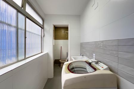 Apartamento para alugar com 67m², 2 quartos e sem vaga Apartamento para alugar com 67m², 2 quartos e sem vagaÁrea de serviço