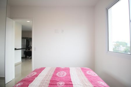 Quarto 1 de apartamento para alugar com 2 quartos, 37m² em Jardim Piracuama, São Paulo