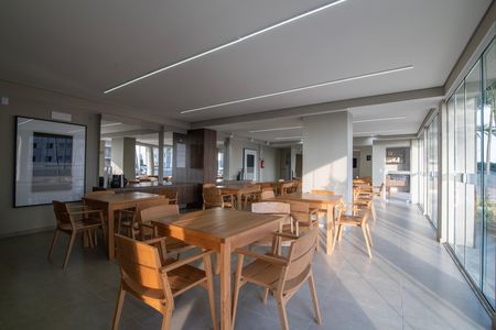 Apartamento para alugar com 50m², 2 quartos e 1 vaga Apartamento para alugar com 50m², 2 quartos e 1 vagaÁrea Comum - Salão de Festas