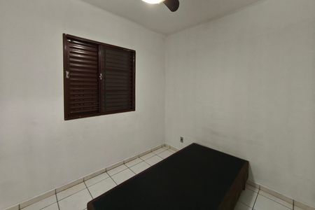 Quarto 2 de apartamento para alugar com 2 quartos, 43m² em Parque São Jorge, Campinas