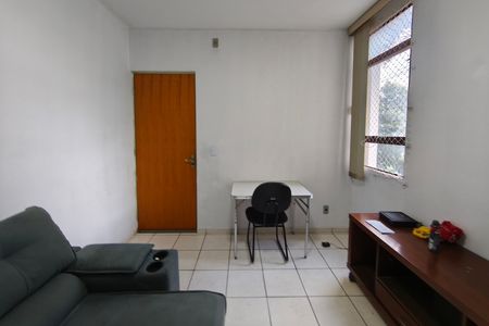 Apartamento para alugar com 43m², 2 quartos e 1 vaga Apartamento para alugar com 43m², 2 quartos e 1 vagaSala