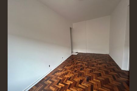 Apartamento para alugar com 75m², 3 quartos e 1 vagaSala