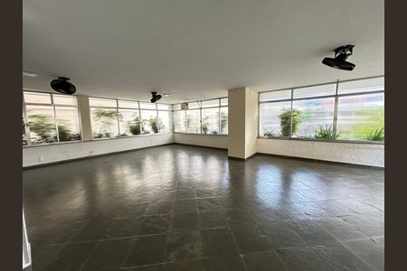 Apartamento para alugar com 75m², 3 quartos e 1 vagaÁrea comum - Salão de festas