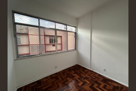 Apartamento para alugar com 75m², 3 quartos e 1 vagaQuarto 2