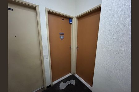 Apartamento para alugar com 75m², 3 quartos e 1 vagaLockBox