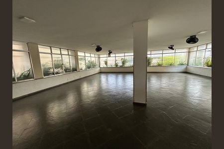 Apartamento para alugar com 75m², 3 quartos e 1 vagaÁrea comum - Salão de festas