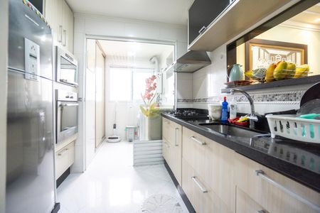 Apartamento à venda com 157m², 2 quartos e 2 vagas Apartamento à venda com 157m², 2 quartos e 2 vagasCozinha
