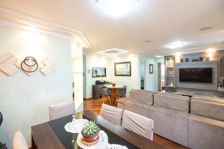 Apartamento à venda com 157m², 2 quartos e 2 vagas Apartamento à venda com 157m², 2 quartos e 2 vagasSala