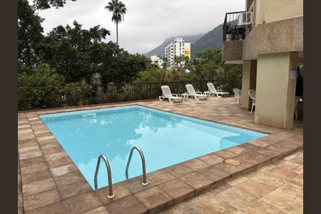 Apartamento à venda com 70m², 2 quartos e 1 vaga