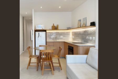 Apartamento à venda com 1 quarto, 34m² em Copacabana, Rio de Janeiro