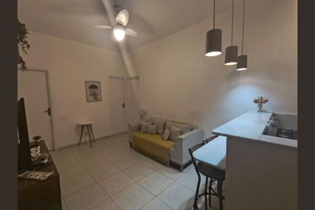 Apartamento à venda com 2 quartos, 42m² em Copacabana, Rio de Janeiro