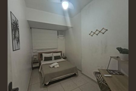 Apartamento à venda com 2 quartos, 42m² em Copacabana, Rio de Janeiro