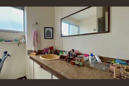 Apartamento à venda com 122m², 3 quartos e 1 vagaBanheiro