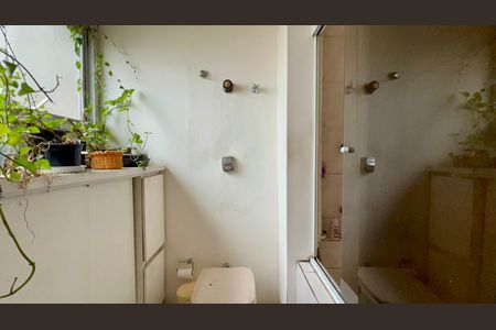 Apartamento à venda com 122m², 3 quartos e 1 vagaBanheiro da Suíte