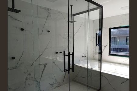 Casa à venda com 222m², 3 quartos e 1 vaga