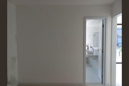 Casa à venda com 222m², 3 quartos e 1 vaga
